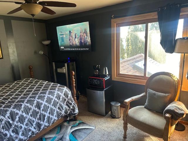 Quiet And Spacious Room1 Bolingbrook Exterior photo